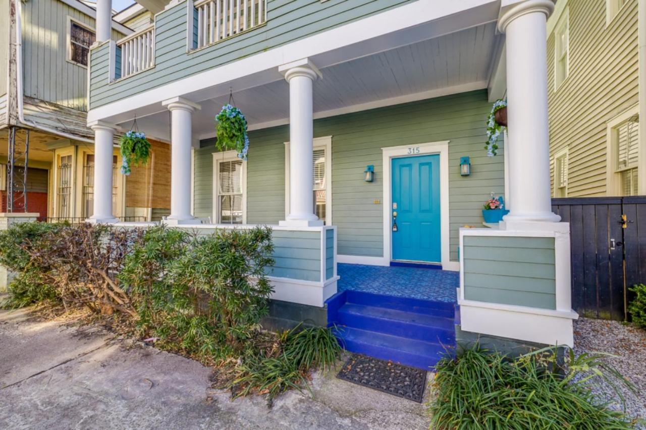 Southern Charmer-Historic District Downtown-Front Porch-Walk Score 90!!-Private Parking-1 Minute To Forsyth Park Savannah Extérieur photo